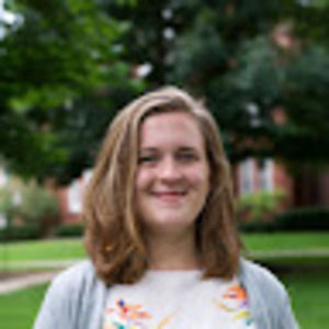 Meet your Posher, Caitlin